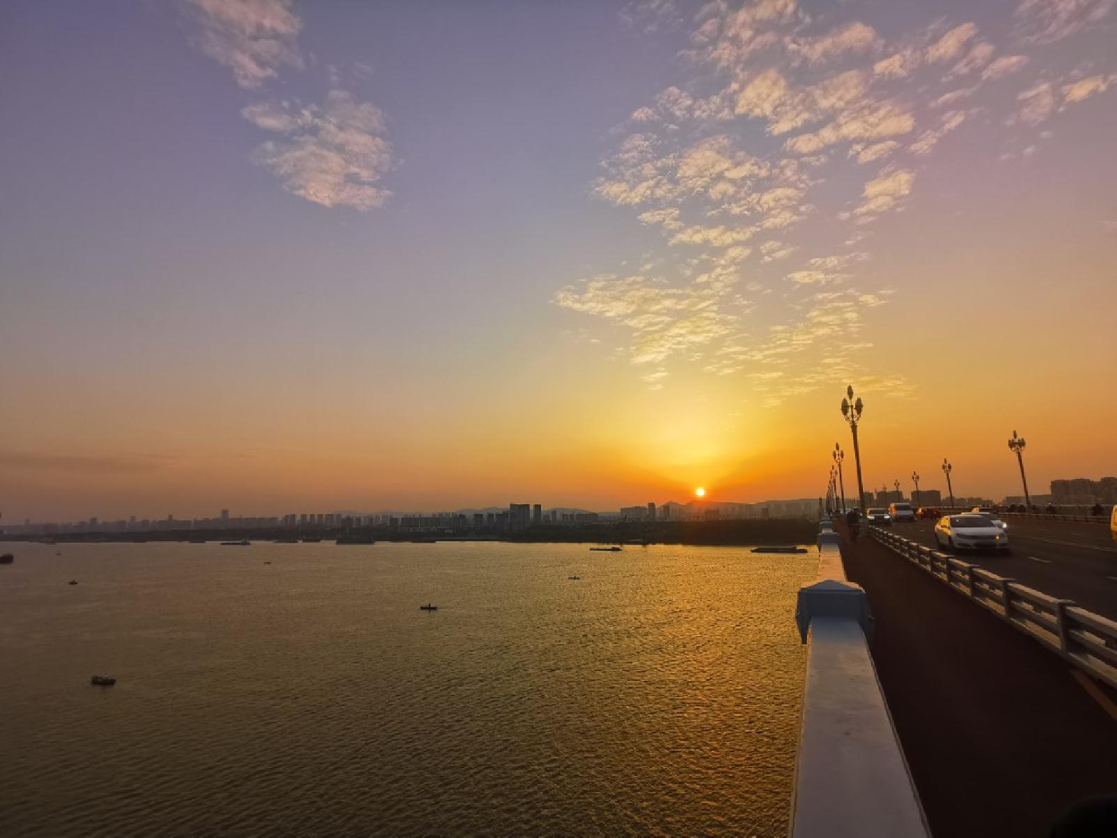 How to use diff tools to patch files?